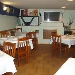 Dona Maria Готель