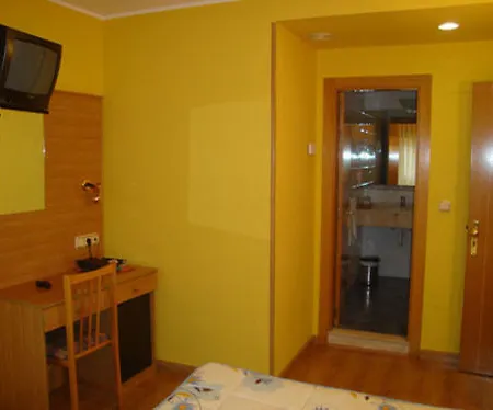 Dona Maria Szálloda 2*